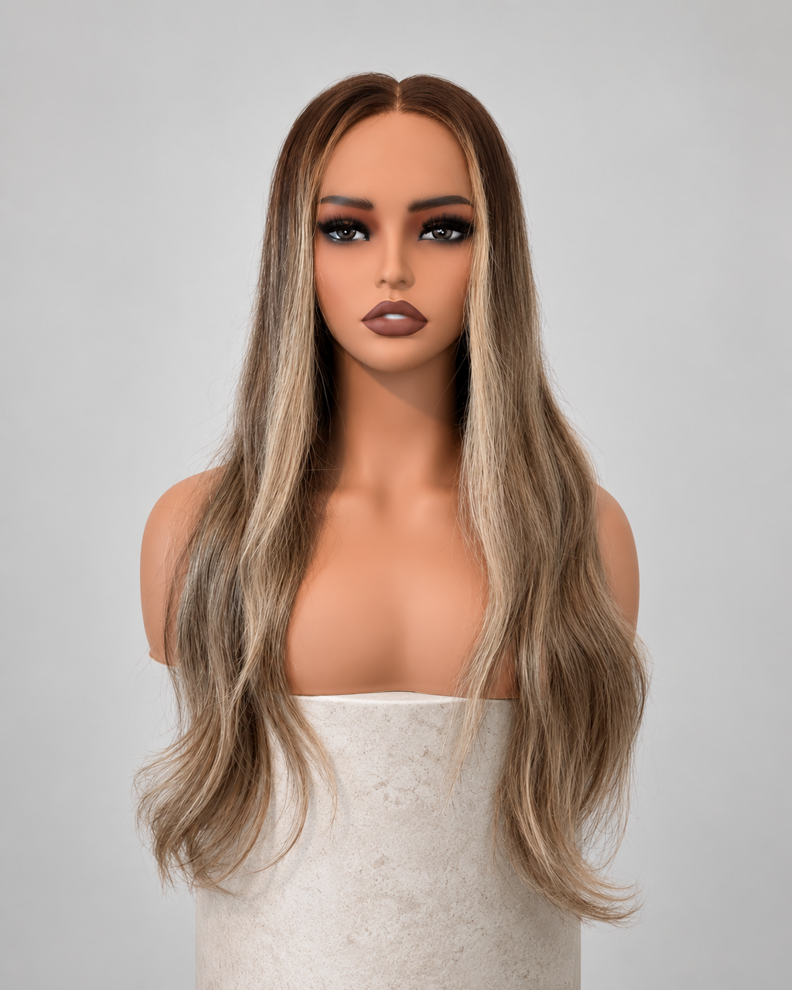 Stockholm Ash Balayage peruk i äkta hår med kall blond balayage framifrån